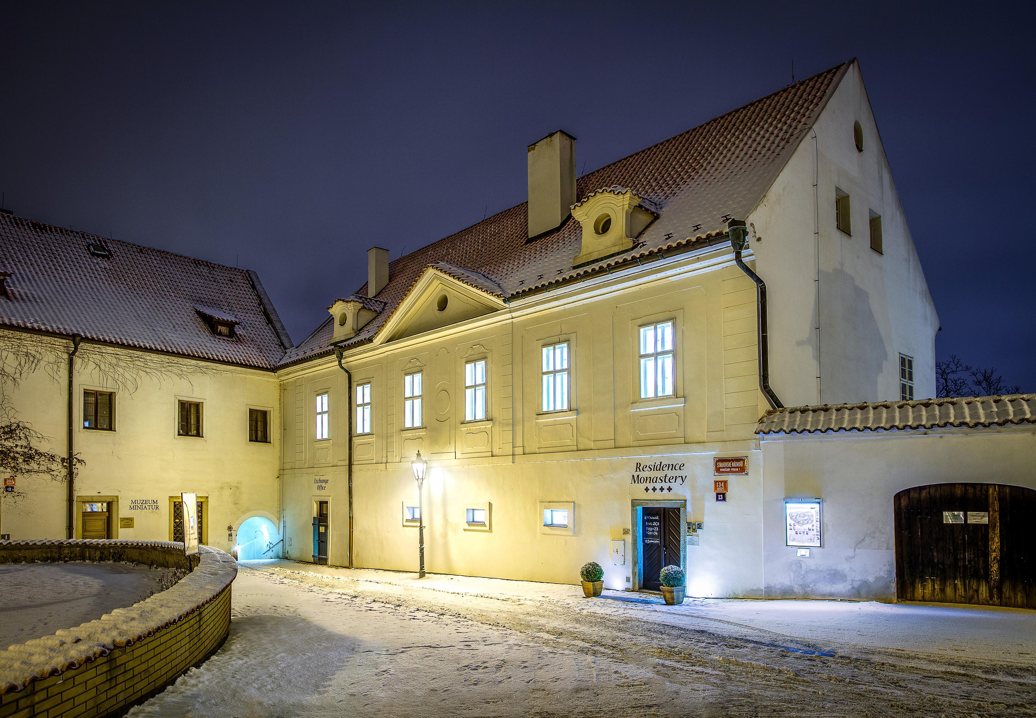 Monastery Hotel Praga Exterior foto